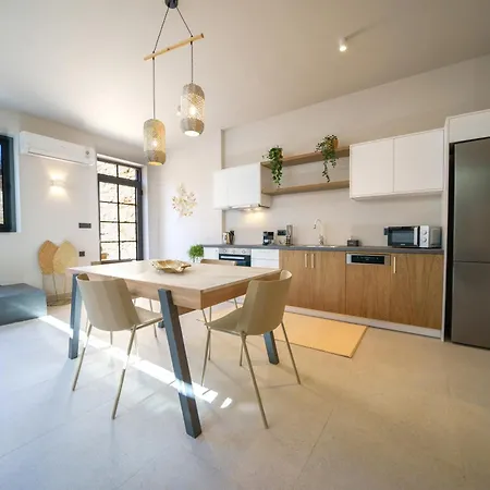 In Vivo - Amazing View -90sqm Heated Pool Villa Agios Pavlos (Chania)