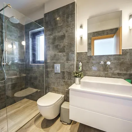 In Vivo - Amazing View -90sqm Heated Pool Villa