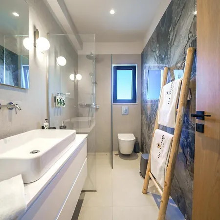 In Vivo - Amazing View -90sqm Heated Pool Villa