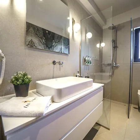 In Vivo - Amazing View -90sqm Heated Pool Villa